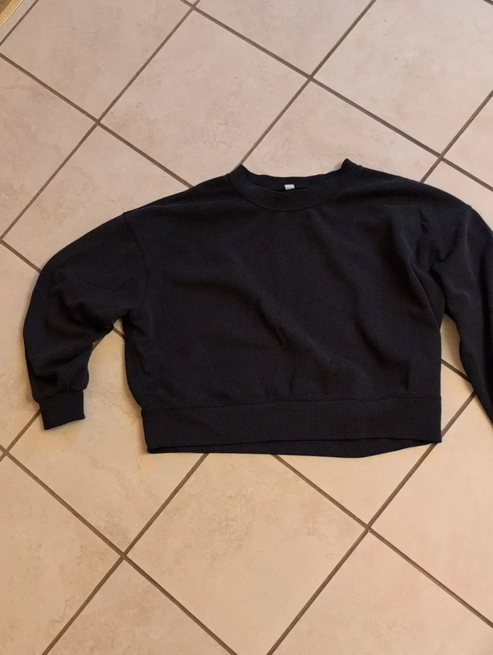 Lululemon Ribbed Softstreme Perfectly Oversized Cropped Crew Black Size 10